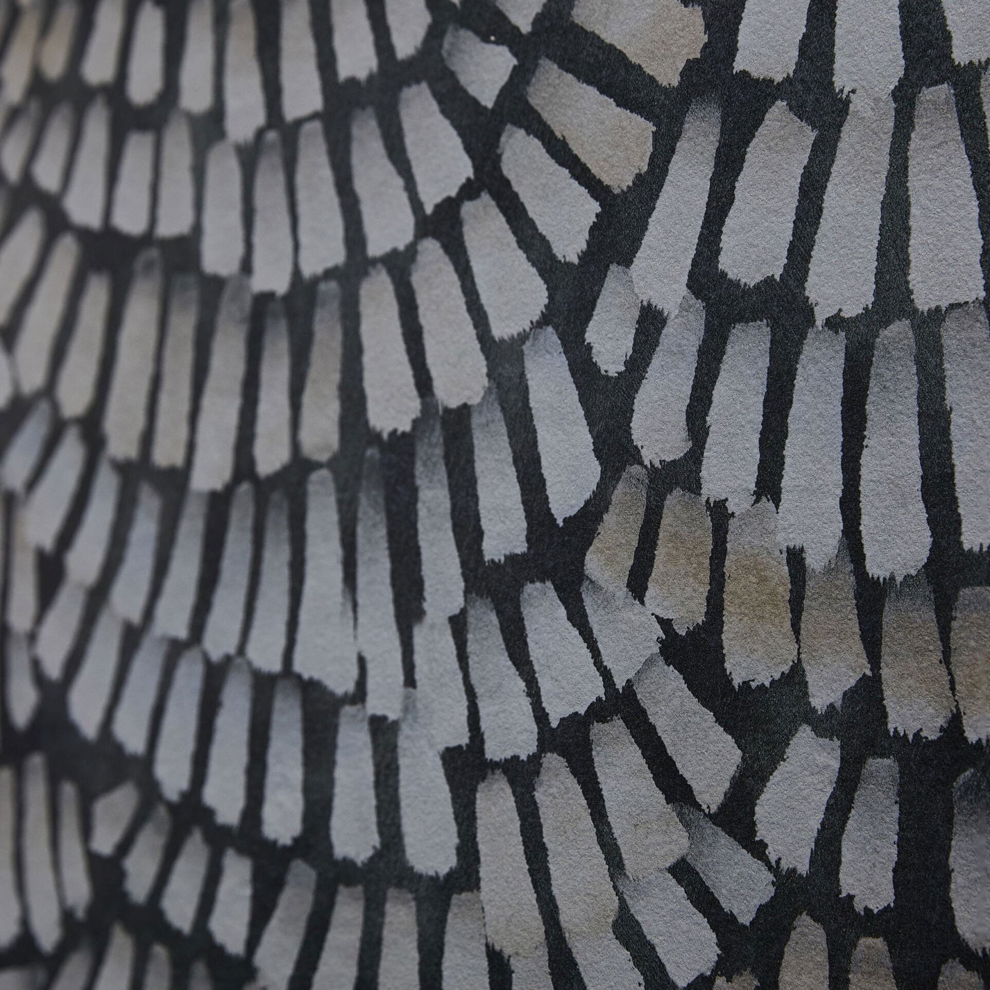 ABK Moooi Nesting Room Decor Plumage Raven (detail)
