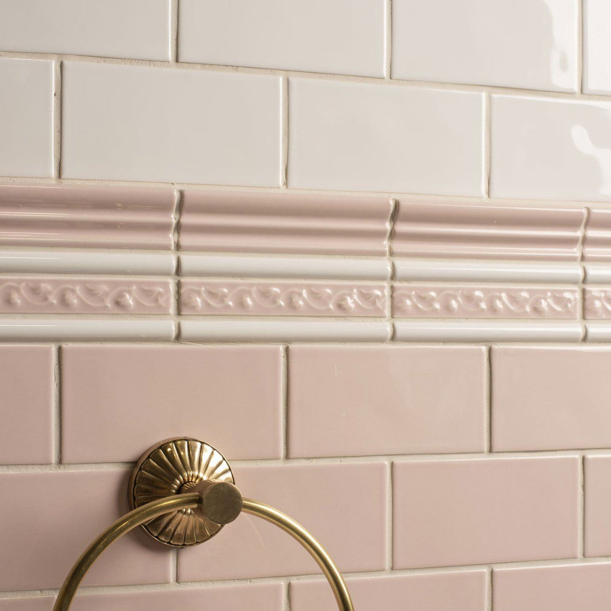 Winchester Artisan Kensington Clare Decorative Mouldings