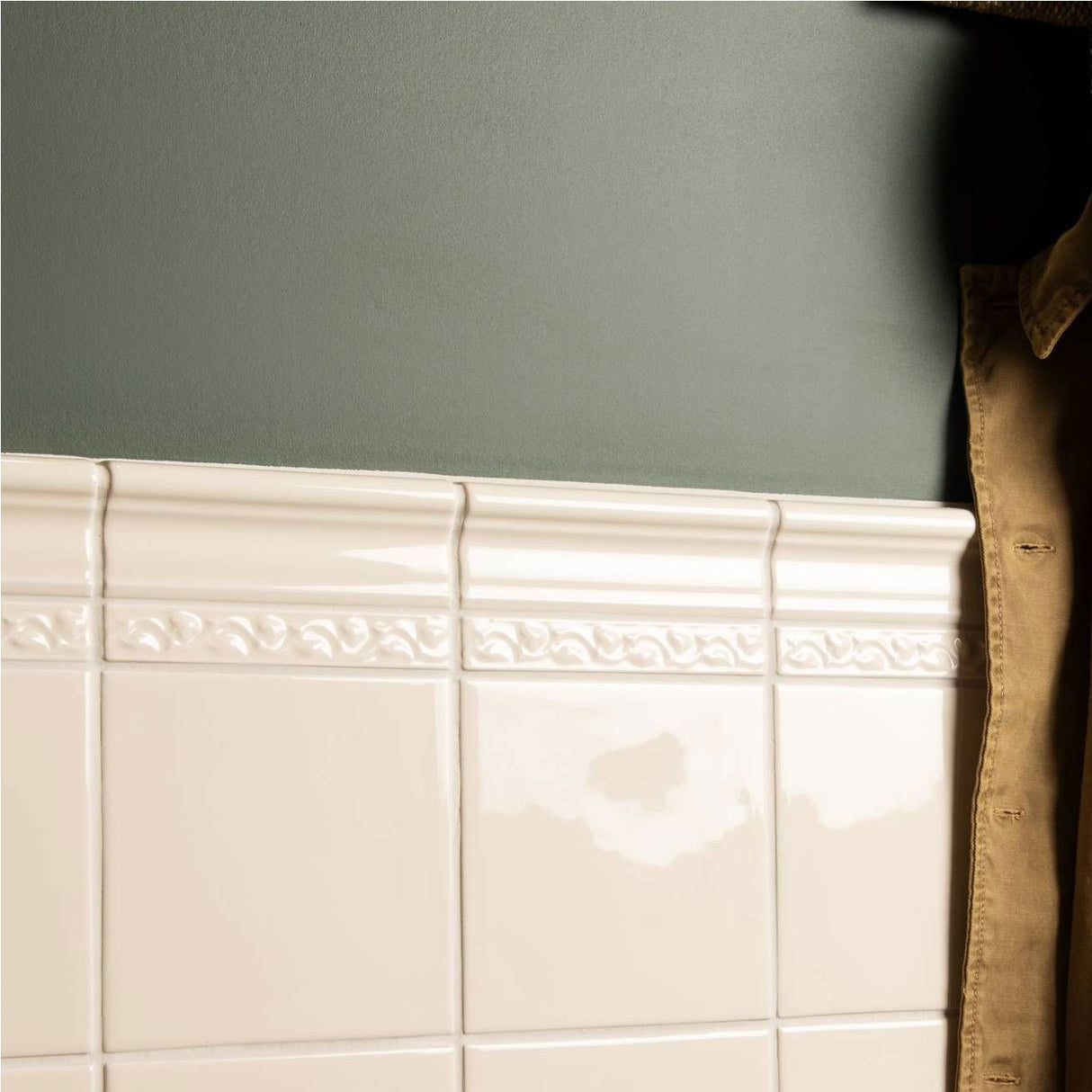 Winchester Artisan Melford tiles and mouldings