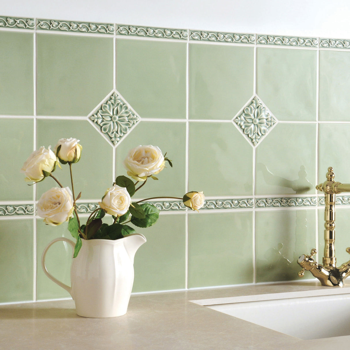 Winchester Artisan Hampstead Orford Inset tiles