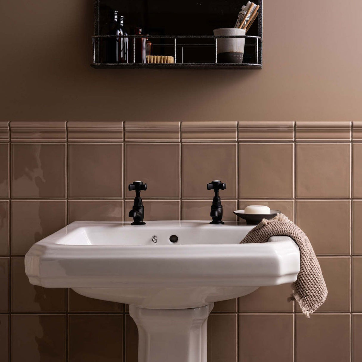 Winchester Artisan Hampton Ickworth Decorative Mouldings