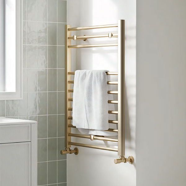 Tabo Forma Straight Ladder - Brushed Brass