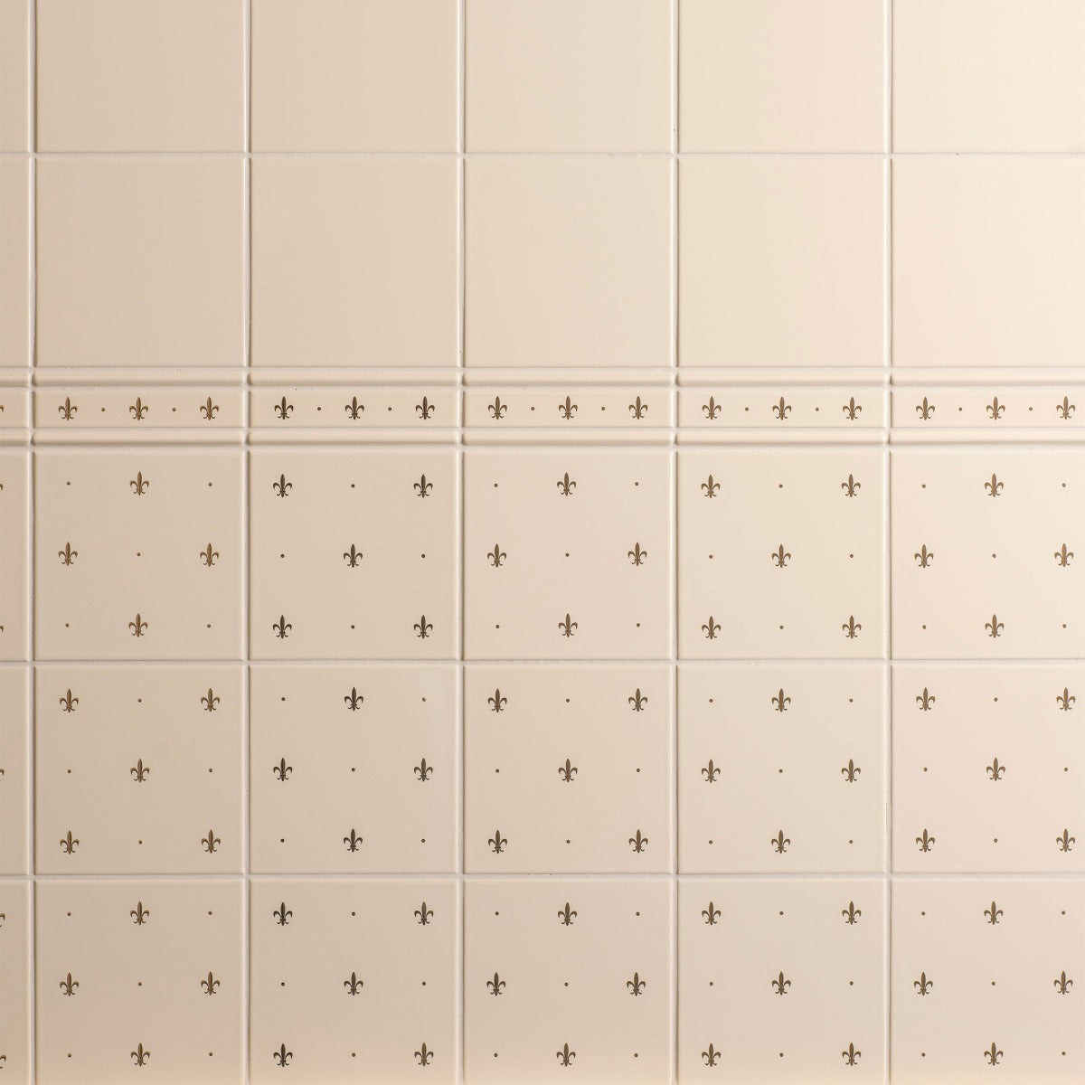 Original Style Fleur de Lis Gold on County White tiles