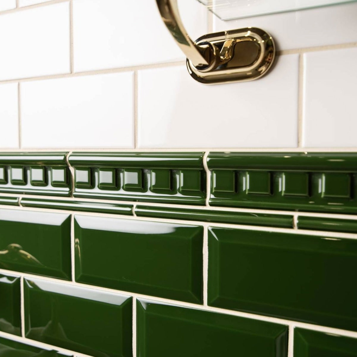 Original Style Omega Edwardian Green Borders