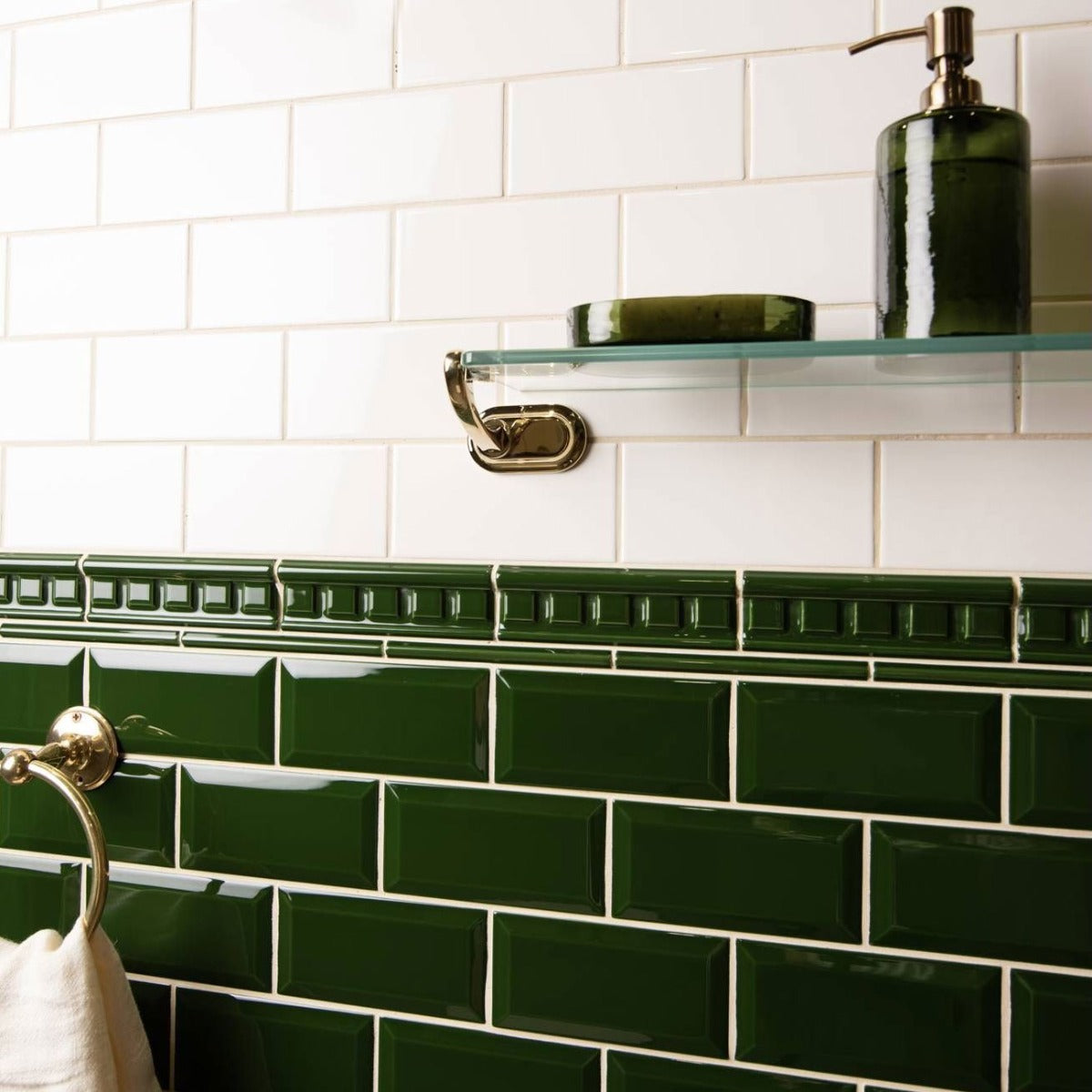 Original Style Omega Edwardian Green Borders