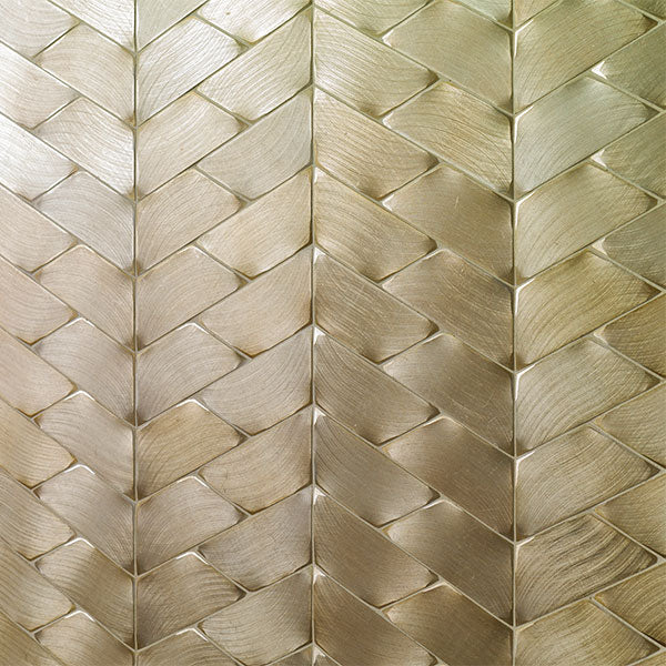 Porcelanosa Gravity Aluminium Trace Gold Mosaic (detail)