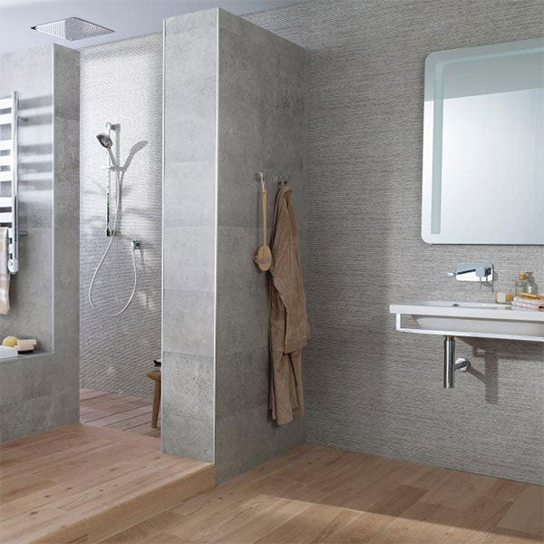 Porcelanosa Park Lineal Acero tiles