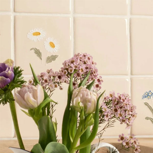 Winchester Classic Floral Tubelined Daisy 12.7 x 12.7cm