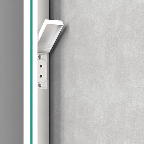 Tabo shaver socket