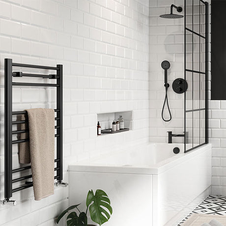 Tabo Forma Straight Ladder - Matt Black