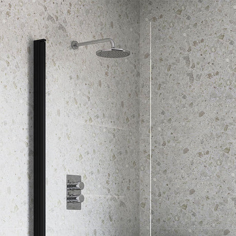 Tabo Single Straight Black Bath Screen