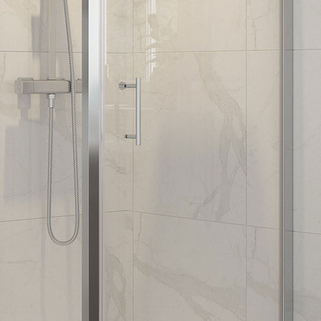 Splash Modo Pivot Door (handle detail)
