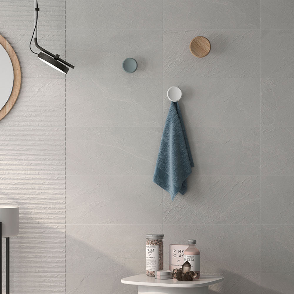 Galeno Moon wall tiles (with Galeno Lined decor)