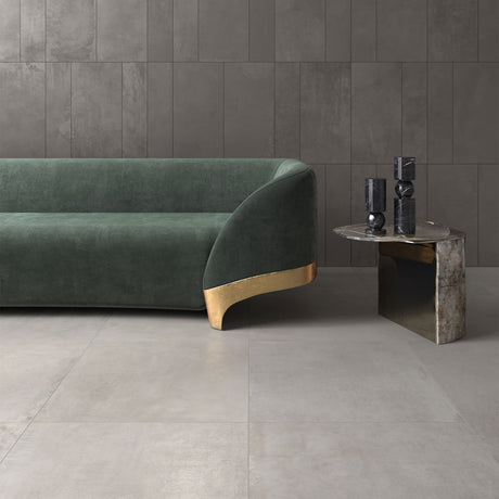 Unicom Starker Oxid Titanium (floor) & Silver (wall)