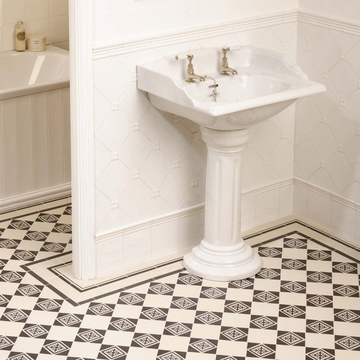 Winchester Artisan Kensington Helmingham Decorative Mouldings