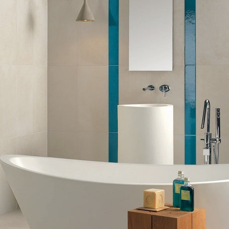 ABK Docks White setting