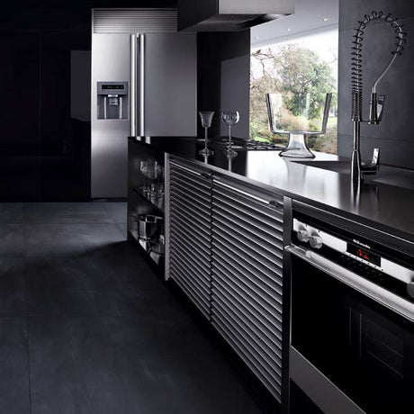 Casalgrande Steeltech Antracite setting