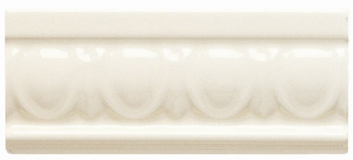 Egg & Dart County White Border