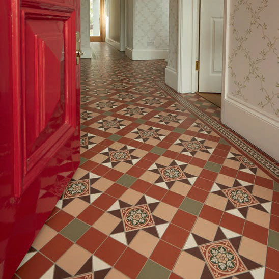 Blenheim pattern in Red, Green, Buff, White and Brown with Livingstone Green on Buff and a Telford border Green on Buff