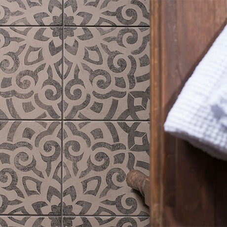 Odyssey Mezzo Fantasia tiles