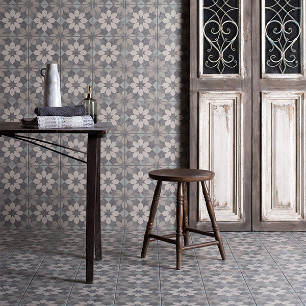 Odyssey Mezzo Molto tiles on wall and floor