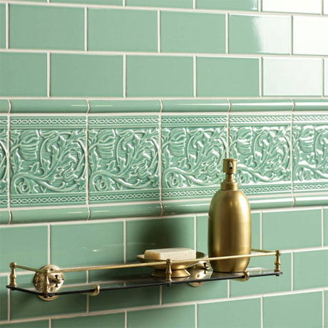 Original Style Berkeley on Jade Breeze Tile