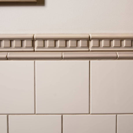 Original Style Dentil Palladian Beige Borders
