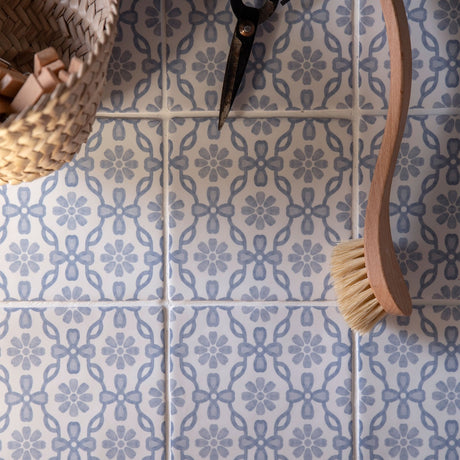 Original Style Jaipur Daisy Tiles