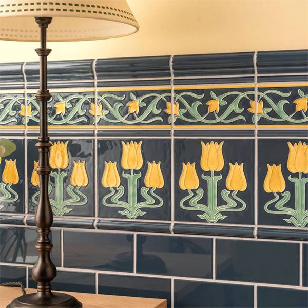 Original Style Lafleur on Ascot Blue Border