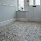 Original Style Salisbury Black on Dover White setting