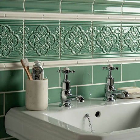 Original Style St. James on Jade Breeze Tile