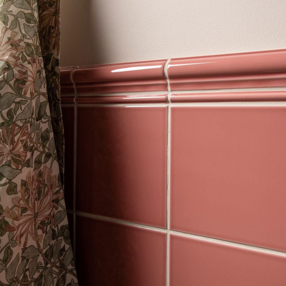 Original Style Omega Duchy Pink Borders