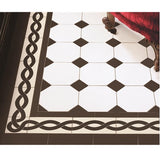 Original Style Plymouth Border Black on White setting