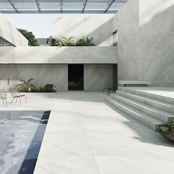 Porcelanosa Glem White tiles
