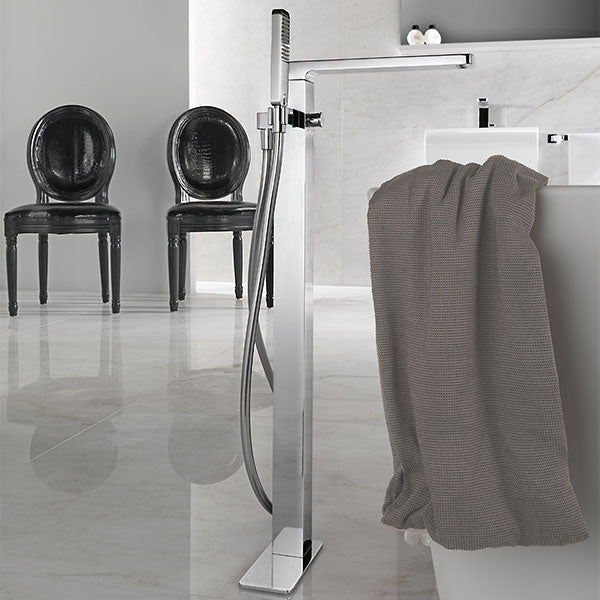 Porcelanosa Lounge Single Lever Bath Shower Mixer Tap