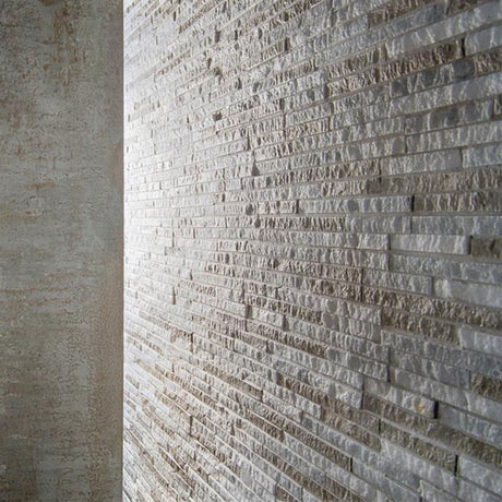 Porcelanosa Outlines Mini Strip Canyon setting