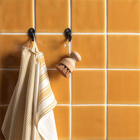 Winchester Classic Amber Field Tile 12.7 x 12.7cm