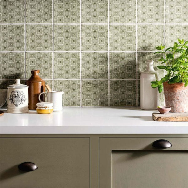 Winchester Residence Manoir Fleur Pumice Tile 13 x 13cm