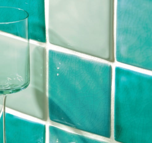 Winchester Classic Celadon setting (with Deep Turquoise & Marine Blue)