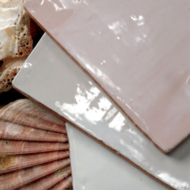 Winchester Residence Clover, Hibiscus & Chalk