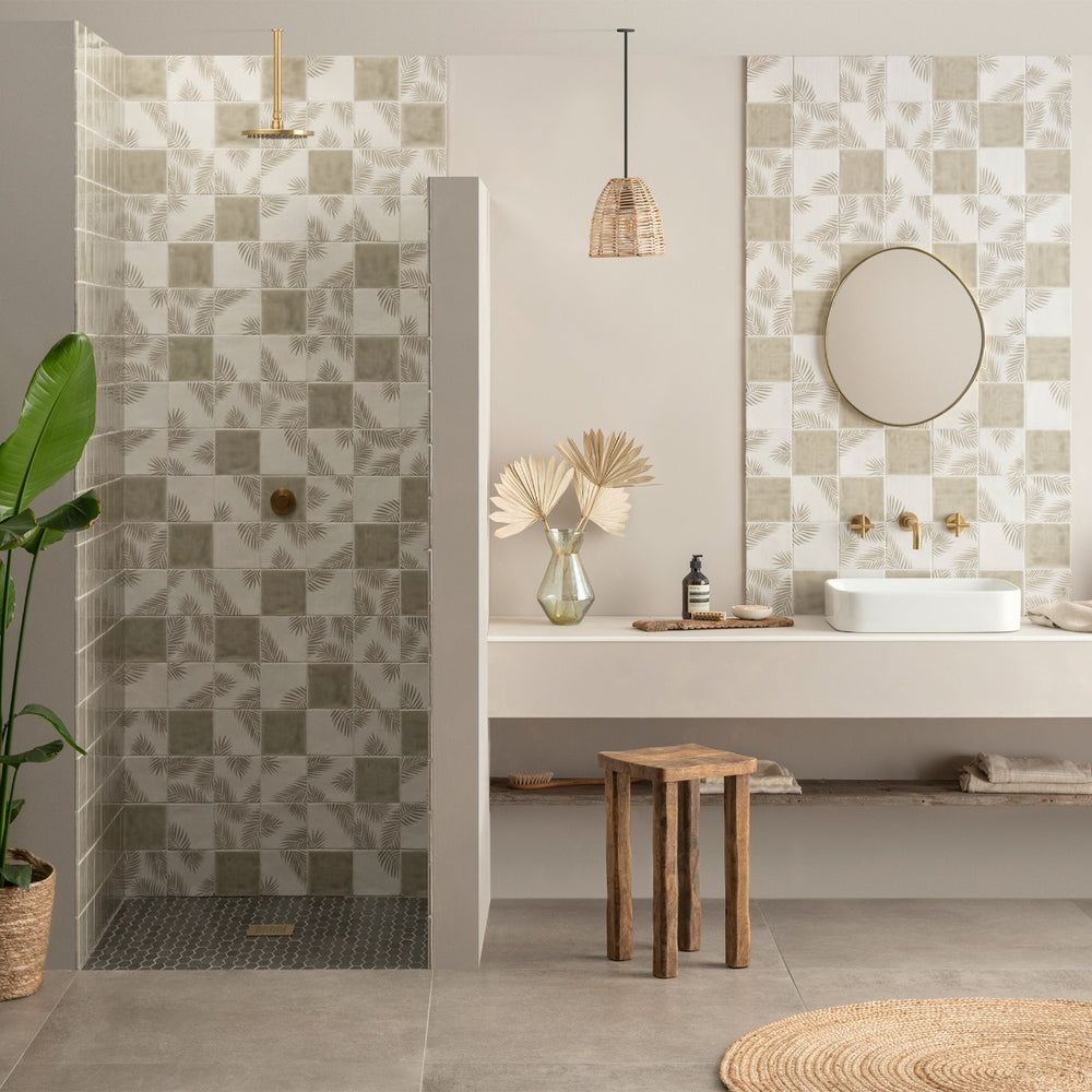 Winchester Botanique Paradis Mere (all faces) with plain Mere tile