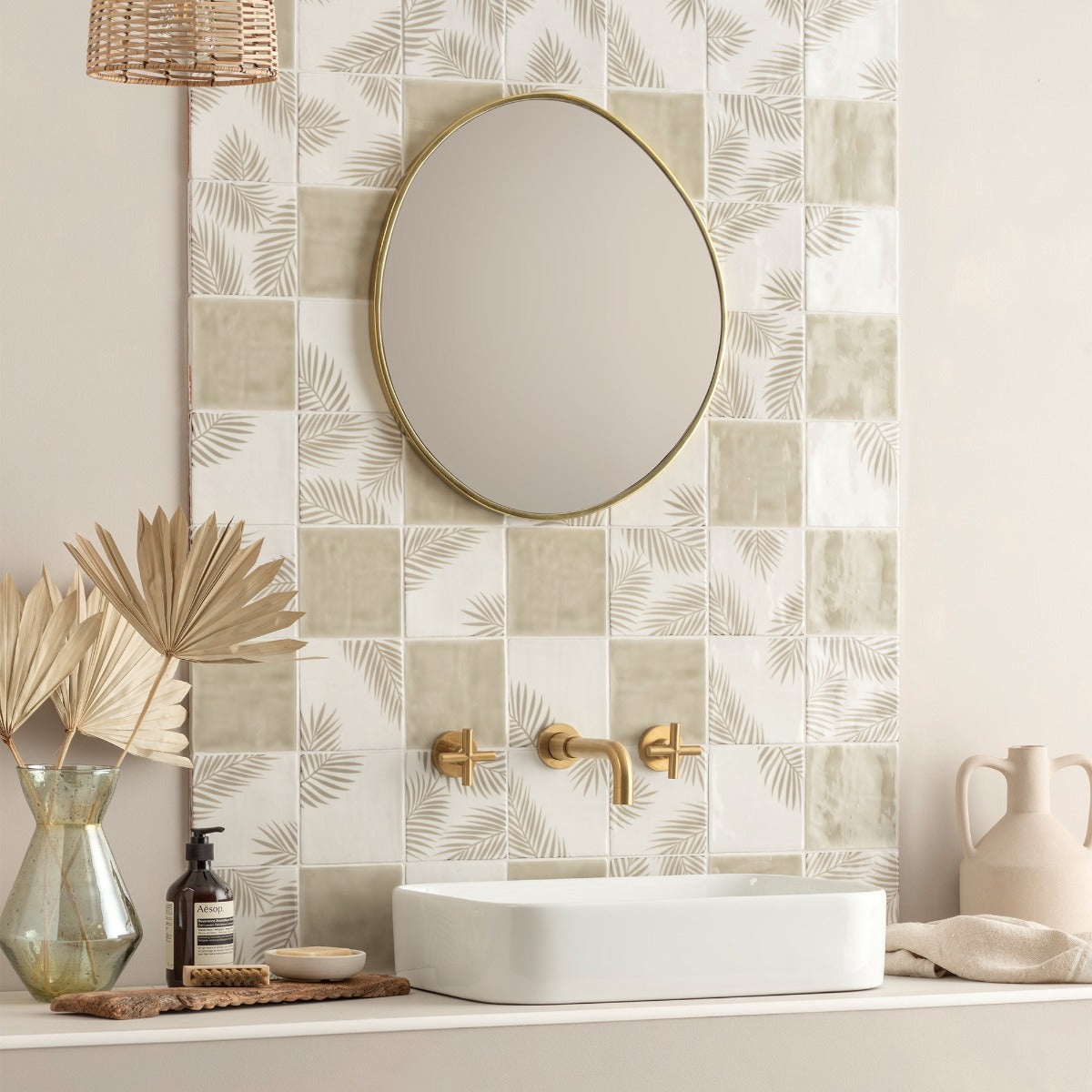 Winchester Botanique Paradis Mere (all faces) with plain Mere tile